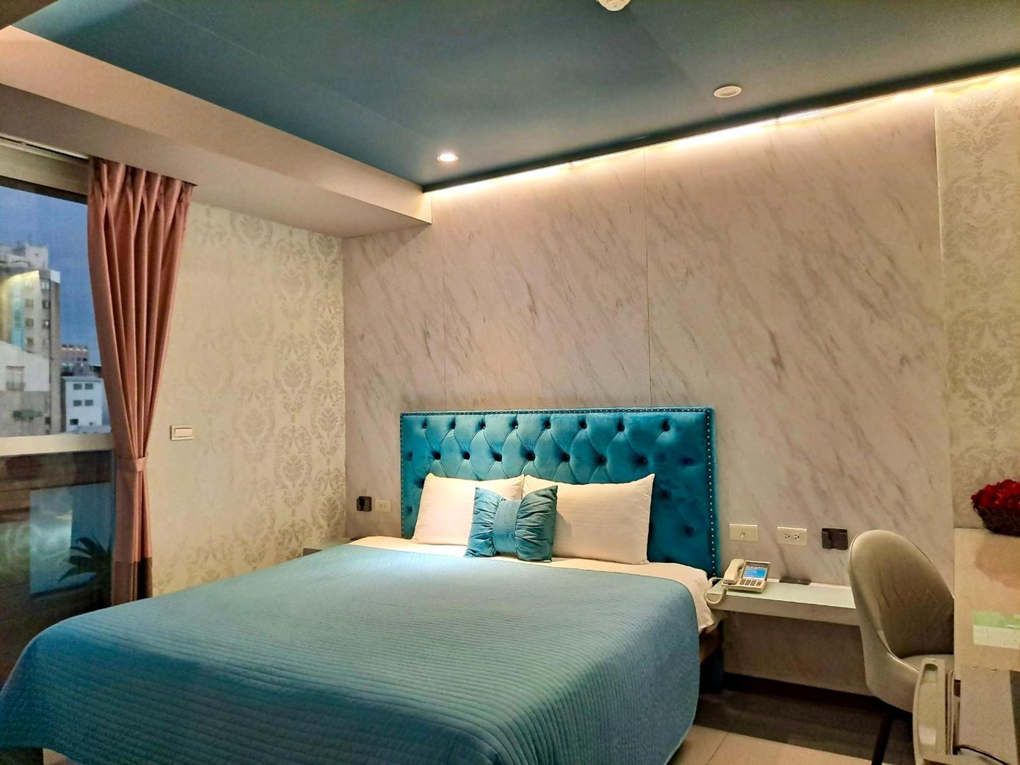 S&E Hotel Тайнань Екстер'єр фото