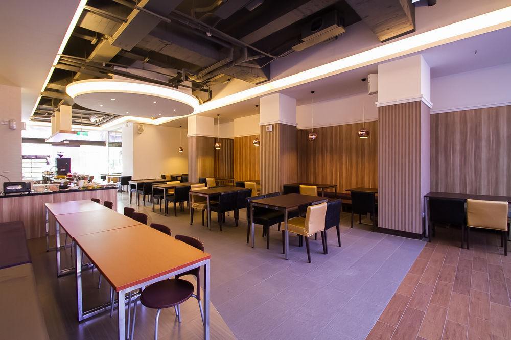 S&E Hotel Тайнань Екстер'єр фото