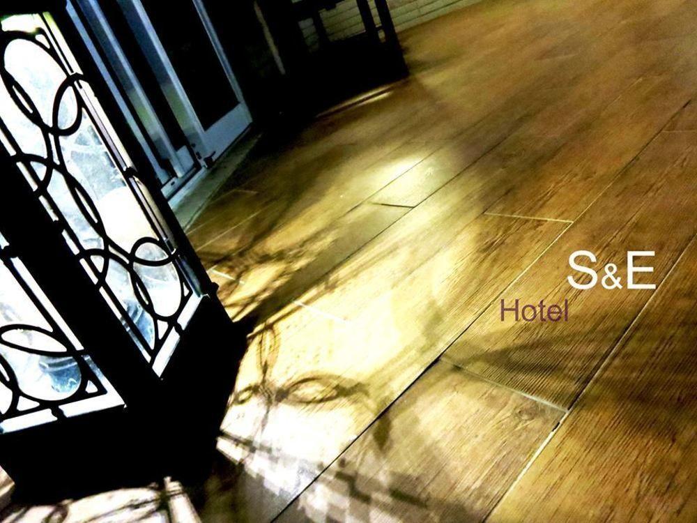 S&E Hotel Тайнань Екстер'єр фото